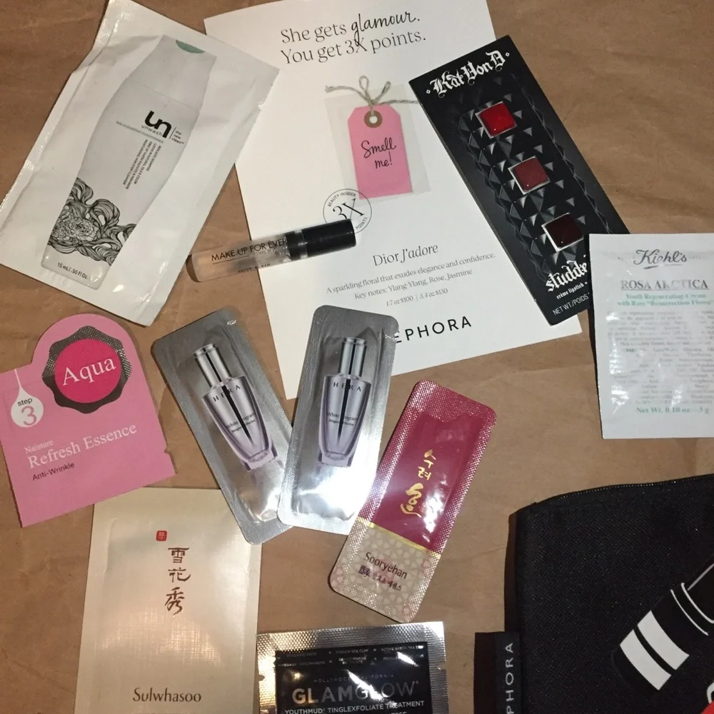 37 pcs beauty samples & Sephora makeup bag